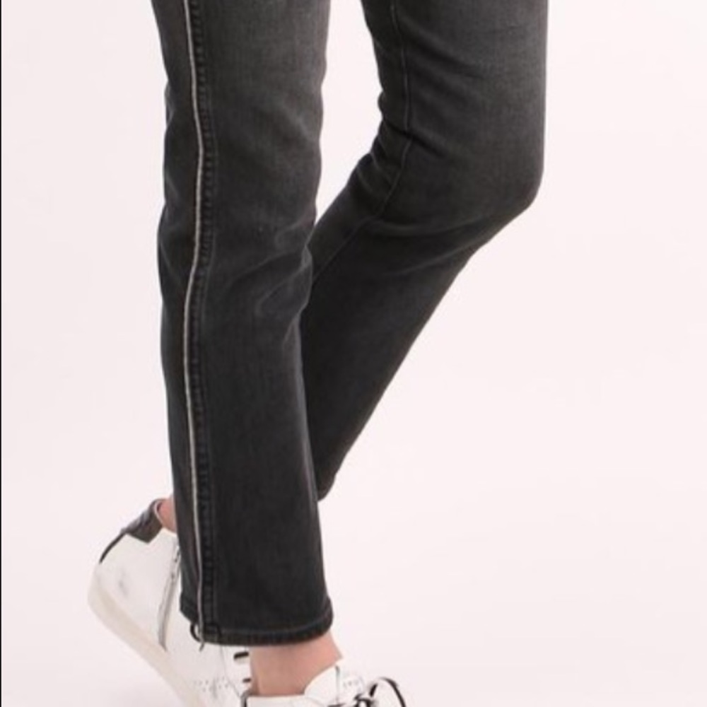 AMO Denim Chloe Jeans w/contrast piping